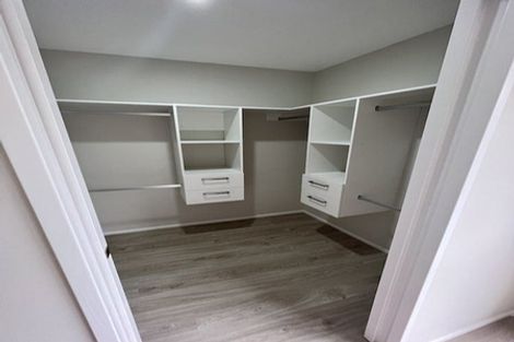 Photo of property in 28b Halberg Street, Glenfield, Auckland, 0629