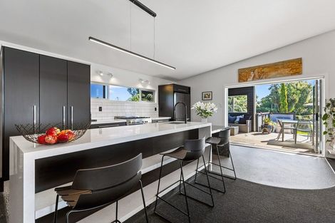 Photo of property in 418 Kaipikari Road, Urenui, 4375