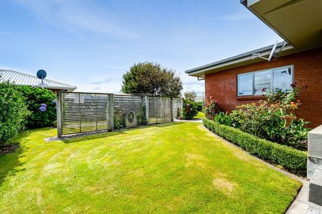 Photo of property in 28 Maire Street, Hawera, 4610