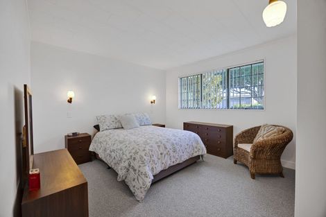 Photo of property in 1/5 Selwyn Street, Lower Vogeltown, New Plymouth, 4310