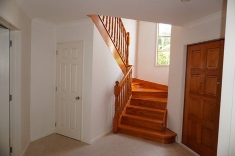 Photo of property in 72 Heathcote Road, Castor Bay, Auckland, 0620