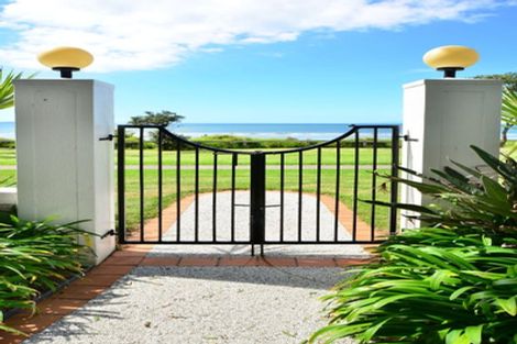 Photo of property in Oceanside Apartments, 27/453 Hibiscus Coast Highway, Orewa, 0931