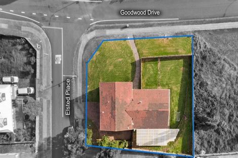 Photo of property in 4 Goodwood Drive, Goodwood Heights, Auckland, 2105