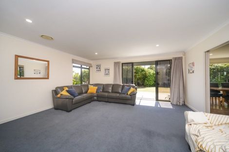 Photo of property in 12 Austin Place, Awapuni, Palmerston North, 4412