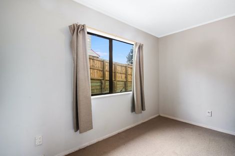 Photo of property in 10 Staysail Place, Whitby, Porirua, 5024