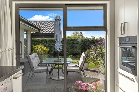 Photo of property in 42 Watkins Drive, Rangiora, 7400