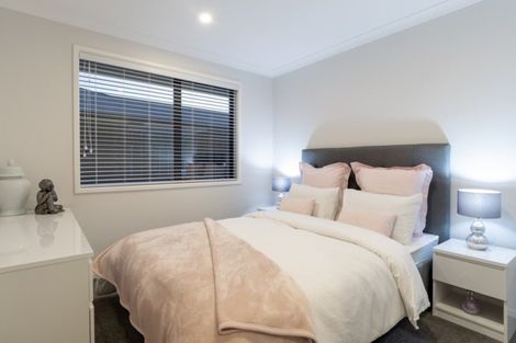 Photo of property in 12 Lakeside Terrace, Omokoroa, 3114