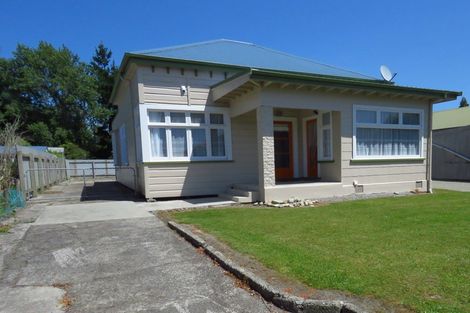 Photo of property in 128 Brougham Street, Westport, 7825