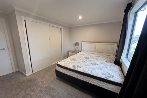 Photo of property in 24 Kiteroa Terrace, Rothesay Bay, Auckland, 0630