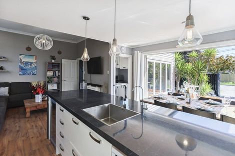 Photo of property in 95 Sullivan Avenue, Woolston, Christchurch, 8023