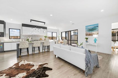 Photo of property in 73 Hughs Way, Flat Bush, Auckland, 2019