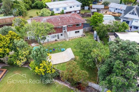Photo of property in 10 Seabar Place, Glen Eden, Auckland, 0602