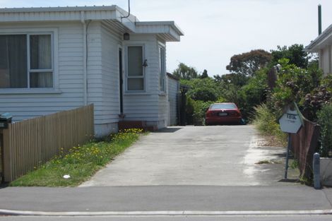 Photo of property in 189 Wainoni Road, Avondale, Christchurch, 8061