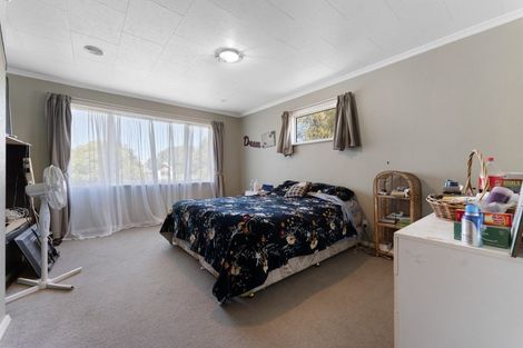 Photo of property in 12 Craig Street, Stratford, 4332