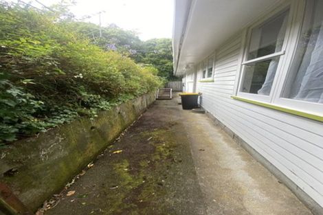 Photo of property in 2 Thurleigh Grove, Karori, Wellington, 6012