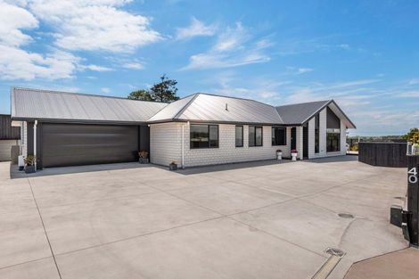 Photo of property in 40 Barrett Road, Whalers Gate, New Plymouth, 4310
