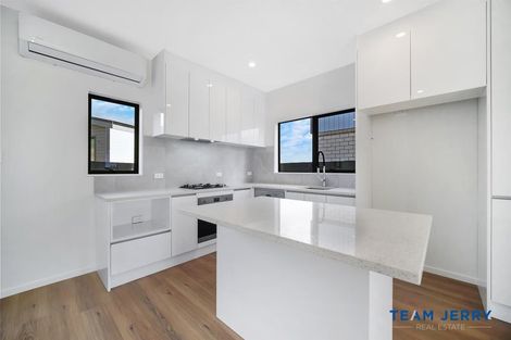 Photo of property in 14a Putiputi Way, Papakura, 2110