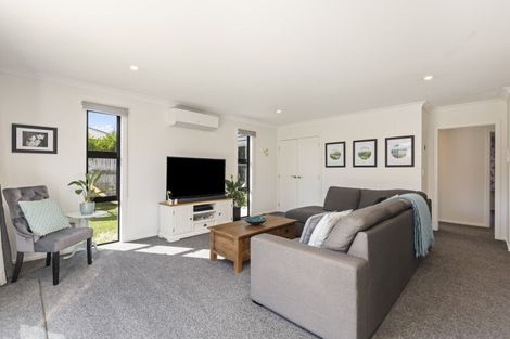 Photo of property in 8 Cherry Place, Feilding, 4702