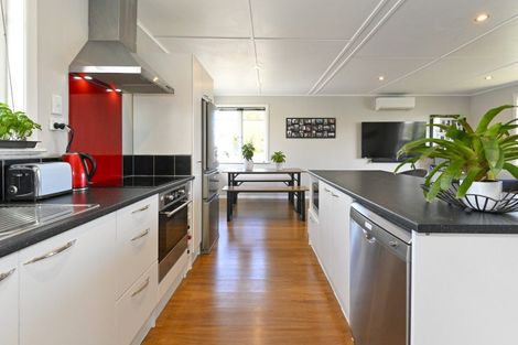 Photo of property in 405 Huia Place, Camberley, Hastings, 4120