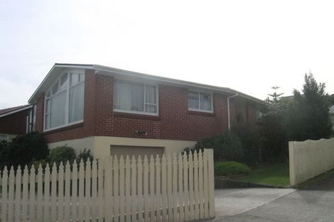 Photo of property in 1 Wattle Grove, Maungaraki, Lower Hutt, 5010