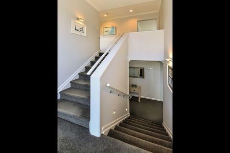 Photo of property in 17 Hinau Street, New Lynn, Auckland, 0600