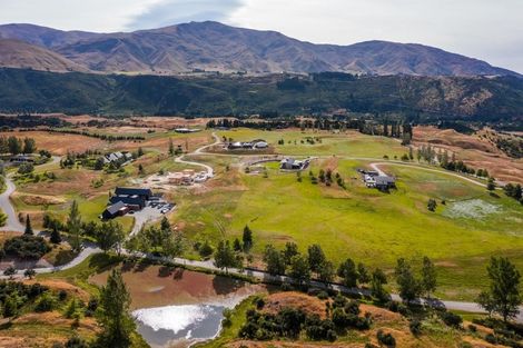 Photo of property in 4 Bendemeer Lane, Lake Hayes, Queenstown, 9371