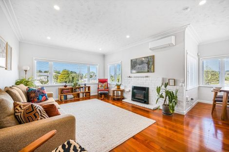 Photo of property in 41 Parker Avenue, New Lynn, Auckland, 0600