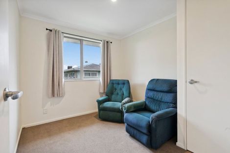 Photo of property in 106 Mako Mako Road, Levin, 5510