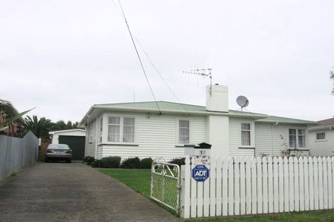 Photo of property in 16 Ronberg Street, Highbury, Palmerston North, 4412
