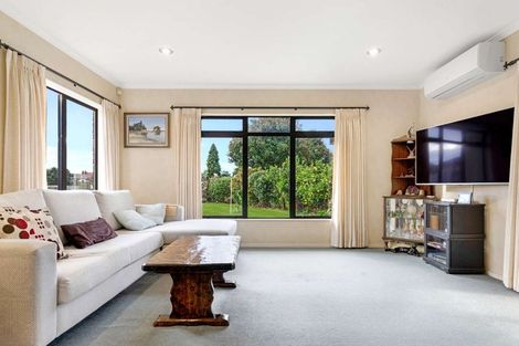 Photo of property in 37 Pacific Cove Drive, Papamoa Beach, Papamoa, 3118