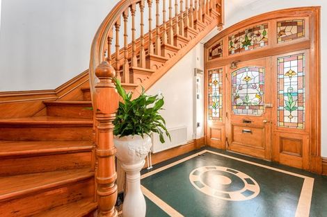 Photo of property in 46 Roxburgh Street, Mount Victoria, Wellington, 6011