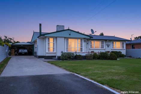 Photo of property in 26 East Road, Shannon, 4821