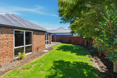 Photo of property in 47 Blue Gum Place, New Brighton, Christchurch, 8083