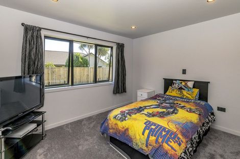 Photo of property in 8 Gladys Place, Levin, 5510