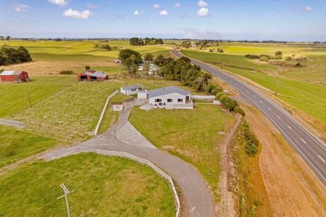Photo of property in 370 Boylan Road, Te Roti, Hawera, 4673