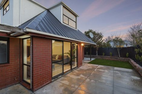 Photo of property in 49 Searells Road, Strowan, Christchurch, 8052