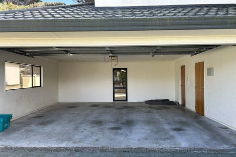 Photo of property in 12 Waterhouse Drive, Brooklyn, Wellington, 6021