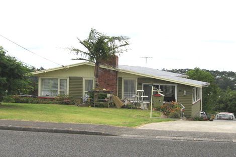 Photo of property in 27a Seaview Road, Glenfield, Auckland, 0629