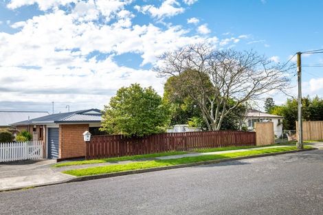 Photo of property in 32 Nikau Street, Stoke, Nelson, 7011