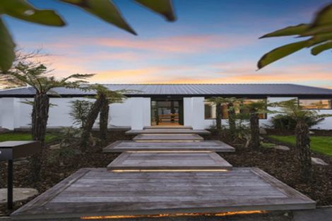 Photo of property in 19 Dunbarton Street, Redwood, Christchurch, 8051