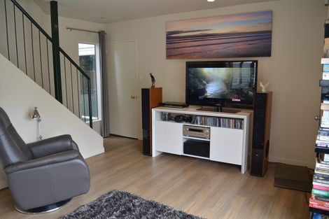 Photo of property in 2/240 Kilmore Street, Christchurch Central, Christchurch, 8011