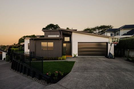 Photo of property in 16 Rose Berry Crescent, Flagstaff, Hamilton, 3210
