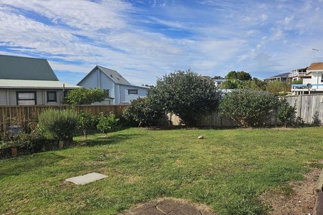 Photo of property in 12 Arohia Place, Snells Beach, 0920