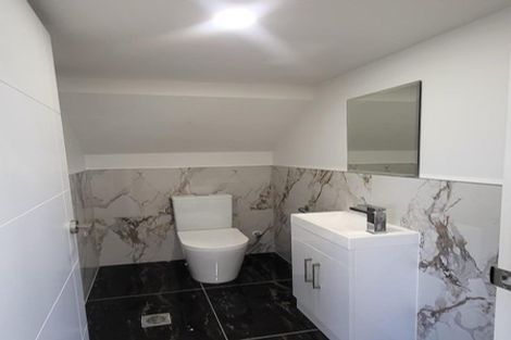 Photo of property in 10 Benton Place, Manurewa, Auckland, 2102