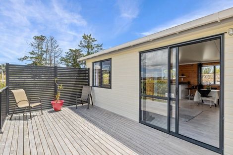 Photo of property in 2 Valley View Lane, Hakaru, 0975