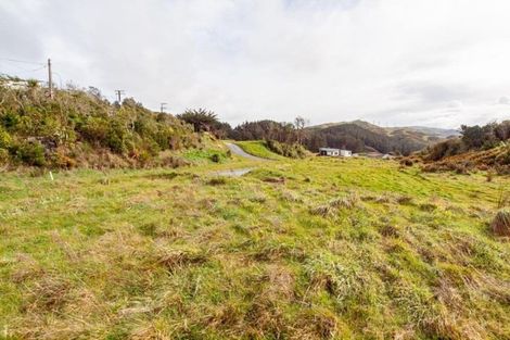 Photo of property in 27 Prestbury Grove, Churton Park, Wellington, 6037