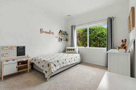 Photo of property in 312 Birdwood Road, Massey, Auckland, 0614
