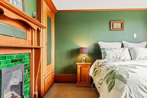 Photo of property in 28 Corson Avenue, Beckenham, Christchurch, 8023