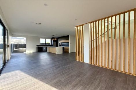 Photo of property in 43 Evergreen Parade, Rosehill, Papakura, 2113