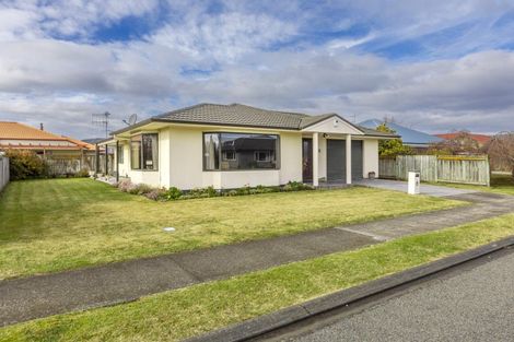 Photo of property in 3 Belgrove Drive, Waipukurau, 4200